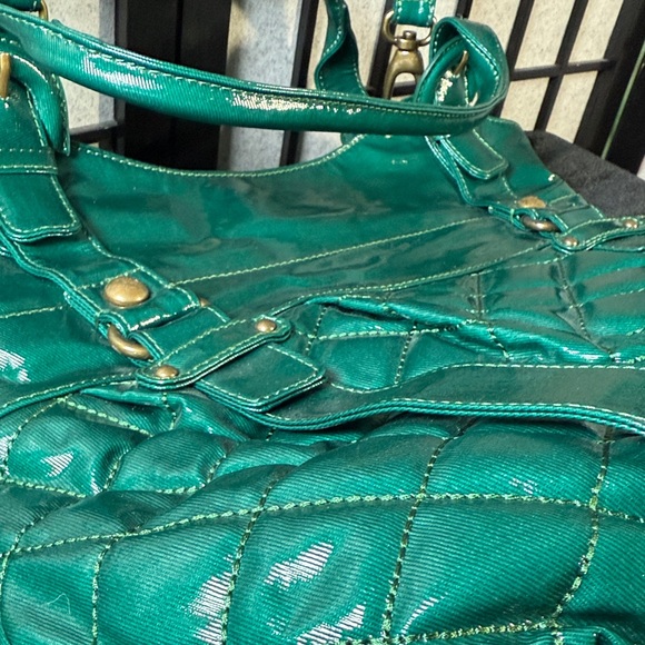 MAXX  New York Jewel Green Quilted Women's Hobo Style Bag - Picture 12 of 13